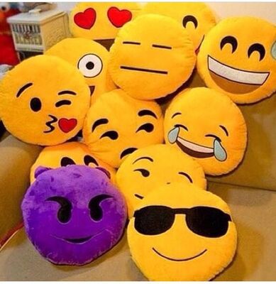 Yellow Emoji Emoticon Round Stuffed Baby Sleeping Pillow For Home Use