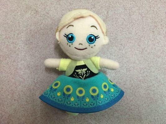 4 inch Lovely Frozen Plush Keychain Stuffed Toys Red Blue Yellow