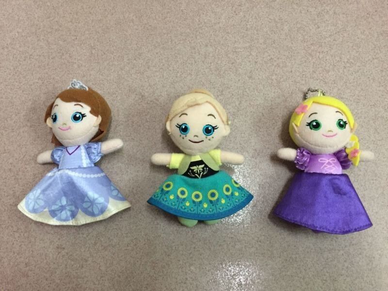 4 inch Lovely Frozen Plush Keychain Stuffed Toys Red Blue Yellow